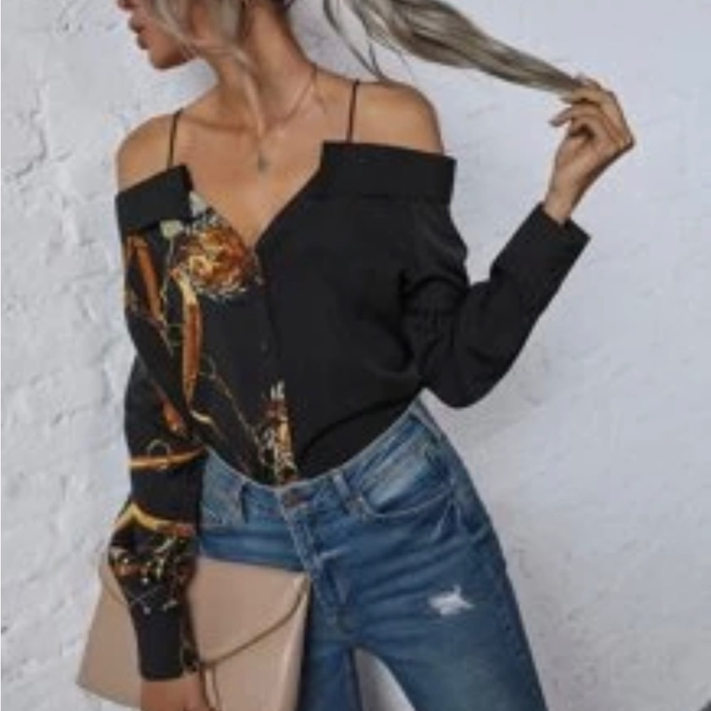 SHEIN Chain Print Button Front Cold Shoulder Blouse